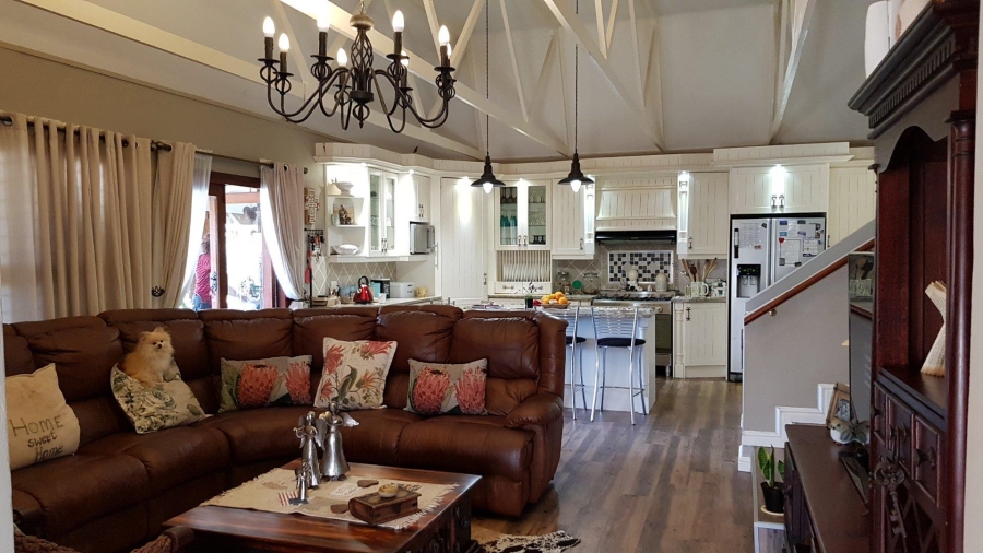 4 Bedroom Property for Sale in Jeffreys Bay Central Eastern Cape